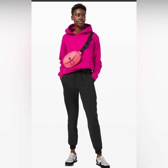 Lululemon Keep Moving Jogger
Black - Picture 1 of 6